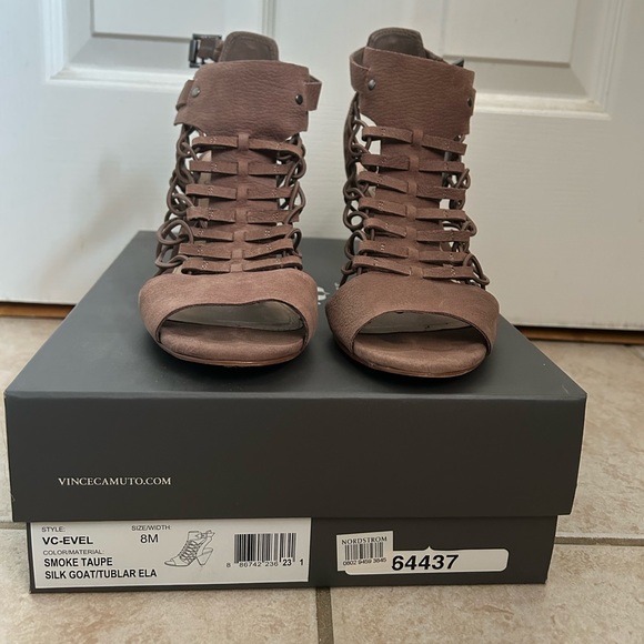 EUC Vince Camuto Eliaz shoe in Smokey Taupe size 8 - no longer in stores - Picture 6 of 6